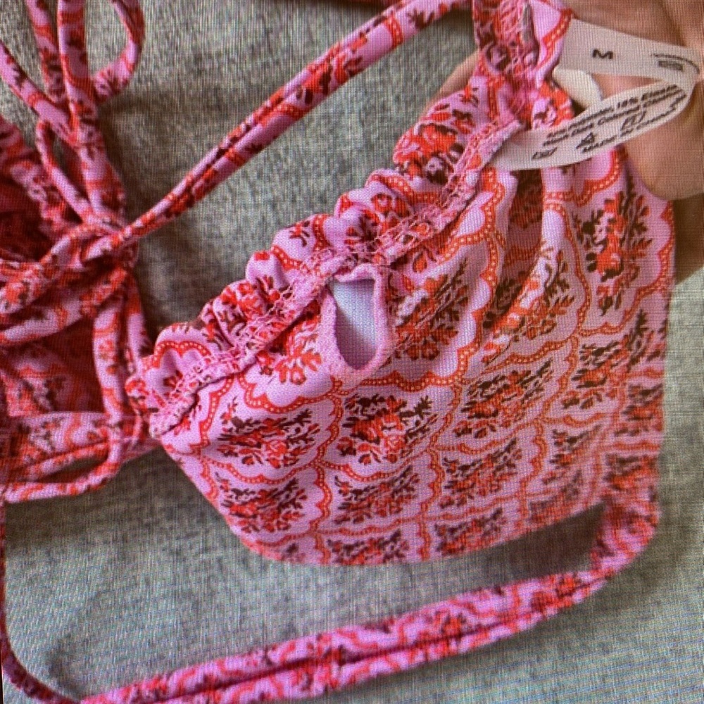 Pink Patterned Bikini Set - Picture 4 of 4